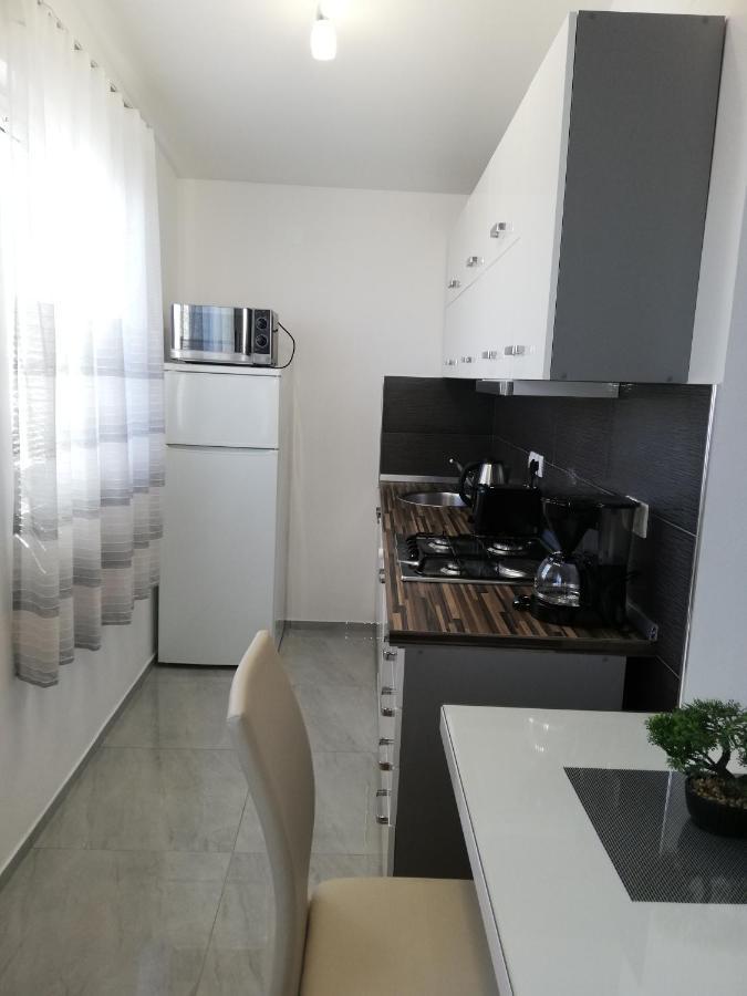 Apartmani Poljanec 维尔 外观 照片